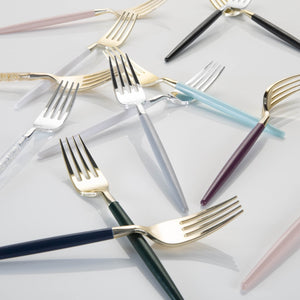 White • Gold Plastic Cutlery Set | 32 Pieces - Luxe Party NYC