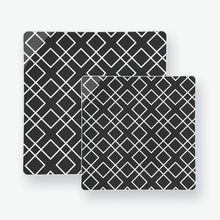 Load image into Gallery viewer, Square Black • Silver Pattern Plastic Plates | 10 Plates - Luxe Party NYC